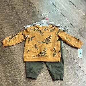 Brand new 3 piece set, tshirt, sweatshirt, sweatpants, new with tags